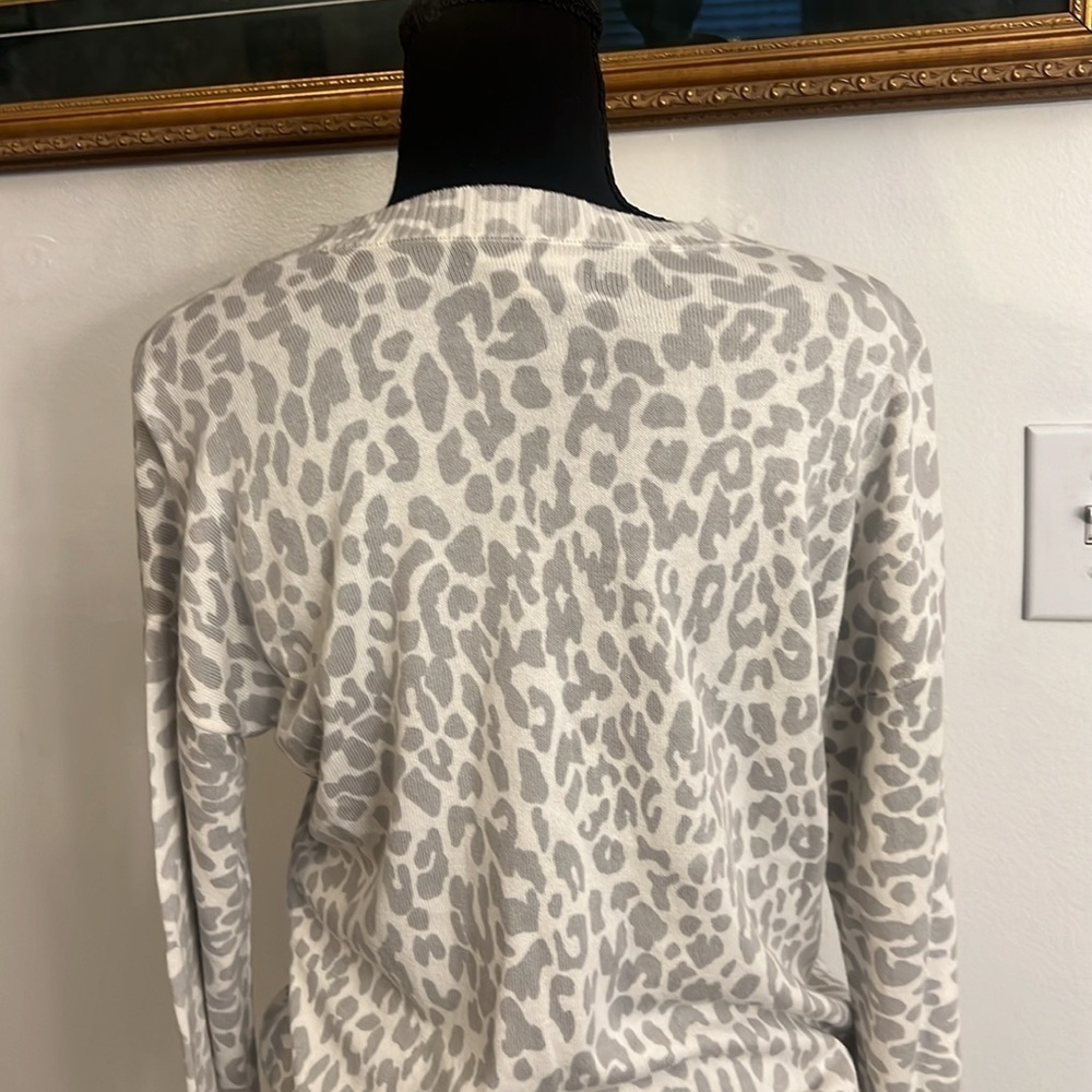 Calvin Klein Jeans Cotton Animal Print Sweater, Sz. M. - Picture 7 of 9